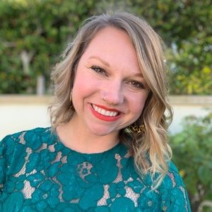 Meet your Posher, Emily